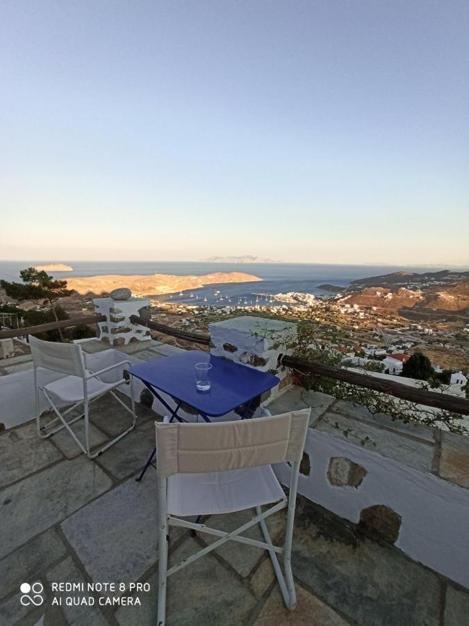Traditional Stone House With Breathtaking View Serifos Town Екстериор снимка